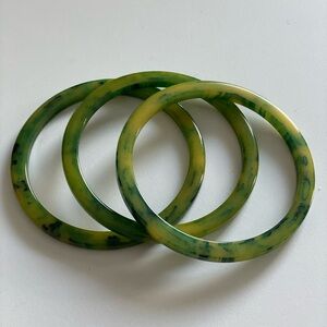 Chic Green Marble Bakelite Bracelet Set